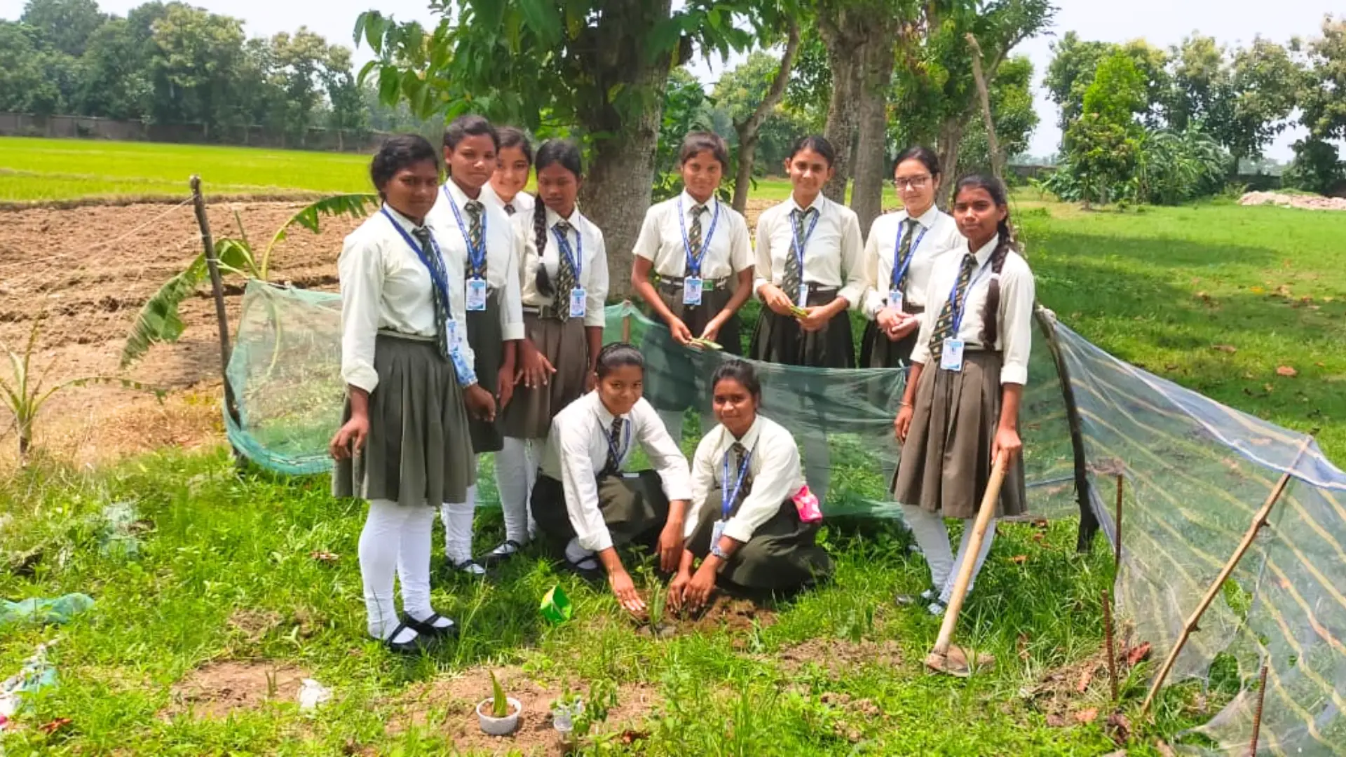 School campus and student activity at Claret School